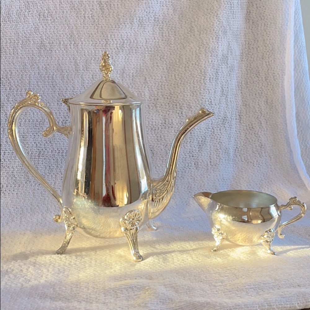 Vintage Leonard Silver Plate Tea/Coffee Pot and Creamer